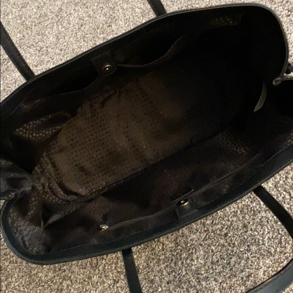 Kate Spade Laurel Way Ari Tote - Picture 2 of 4